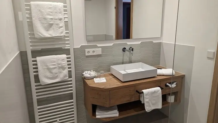 Comfort Tek Büyük Yataklı Oda