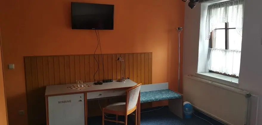 Tek Büyük Yataklı Oda