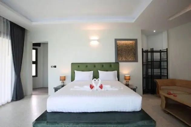Premier Villa