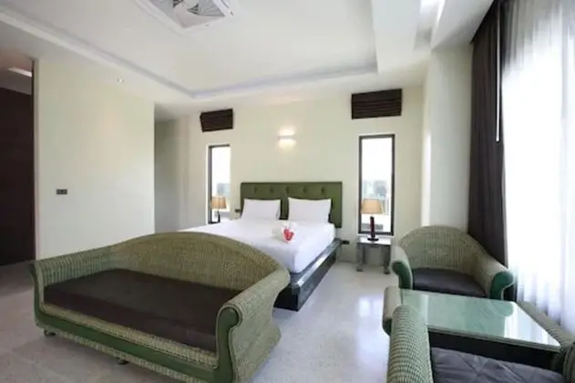 Seaview Villa