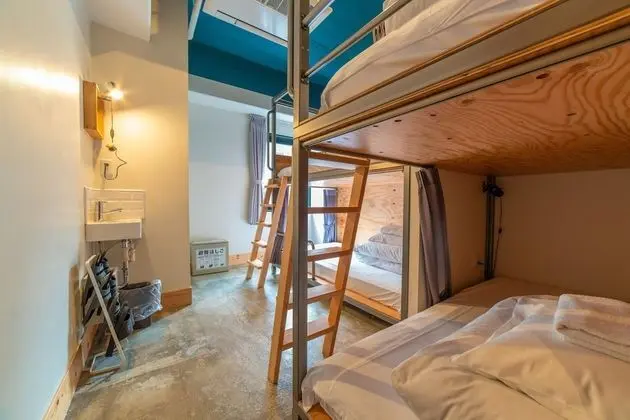 Dört Kişilik Oda (Private, with Bunk Bed)