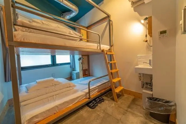 İki Ayrı Yataklı Oda (Private, Spacious, with Bunk Bed)