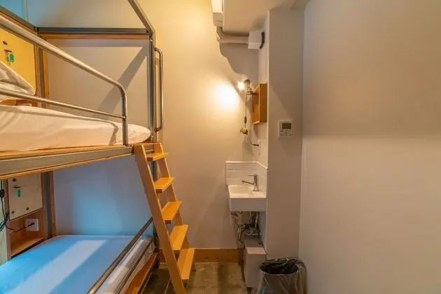 İki Ayrı Yataklı Oda (Private, Spacious, with Bunk Bed)