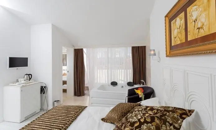 Junior Suite, Kara Manzaralı