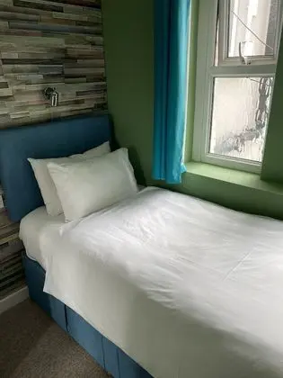 Tek Kişilik Oda, Banyolu/Duşlu