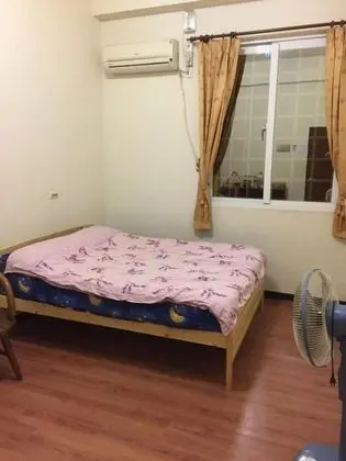Tek Büyük Yataklı Oda, Ortak Banyo