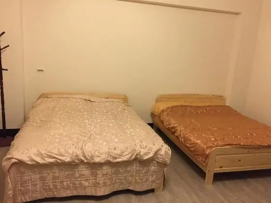 Üç Kişilik Oda, Ortak Banyo