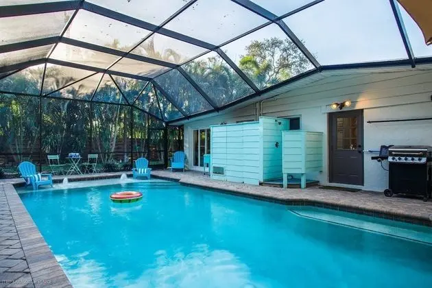 Ev (Wish Upon A Starfish Pool Home)