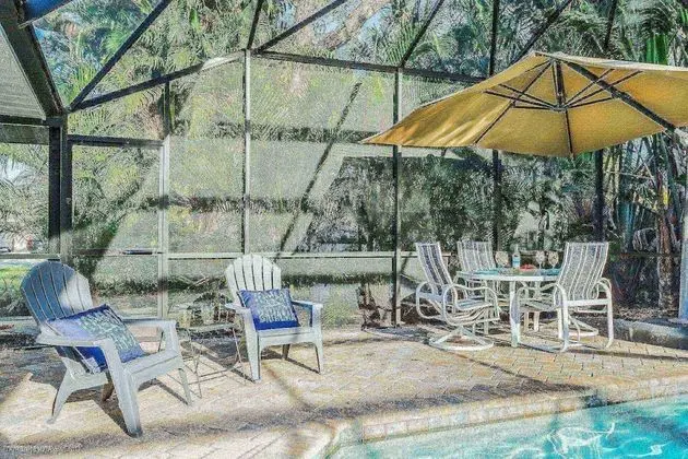 Ev (Wish Upon A Starfish Pool Home)
