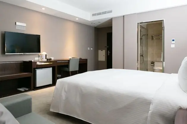Deluxe Tek Büyük Yataklı Oda