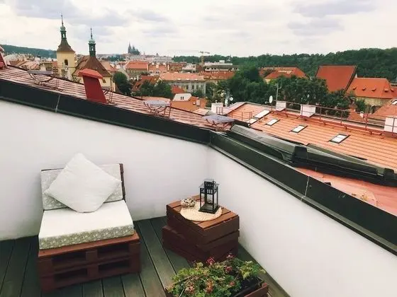 Deluxe Çatı Katı (Loft), 1 Yatak Odası, Balkon (Haštalská 23)