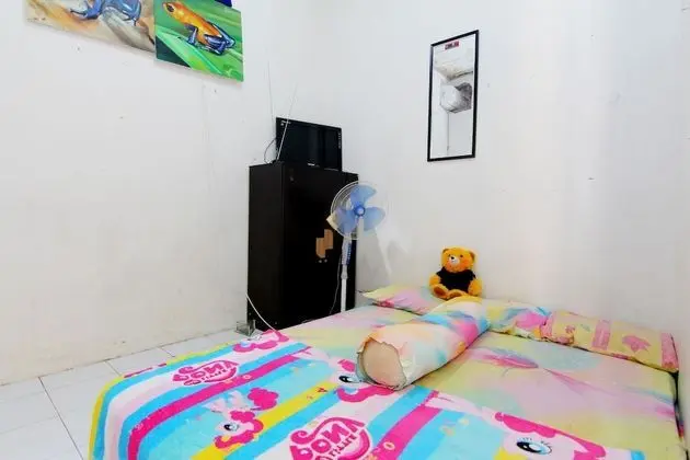 Standard Üç Kişilik Oda, Ortak Banyo