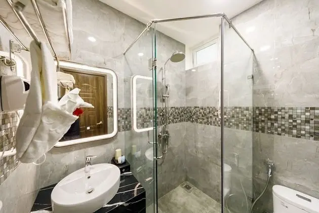 Luxury Tek Büyük Yataklı Oda