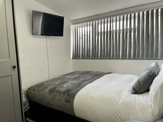 Standard Stüdyo, Banyolu/Duşlu