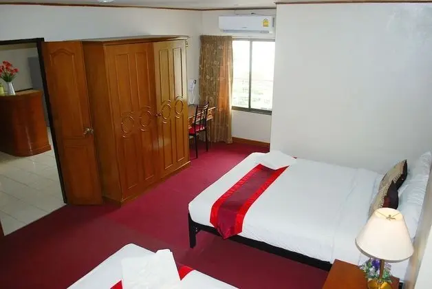 Suite Twin Beds