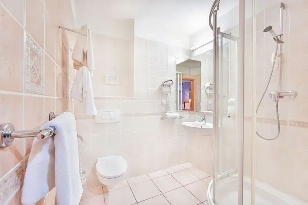 Superior Tek Büyük Yataklı Oda