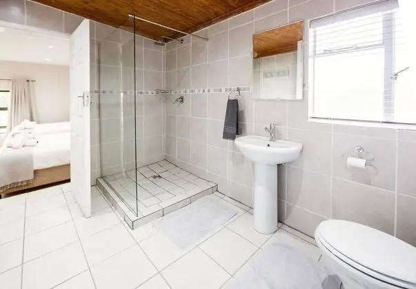 Oda, Ortak Banyo (3)