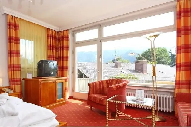 Superior Tek Büyük Yataklı Oda, Balkon, Dağ Manzaralı