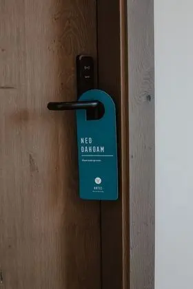 Business Dört Kişilik Oda