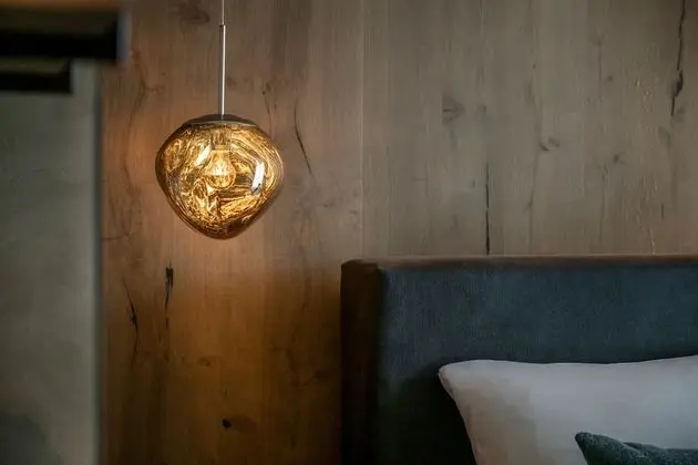 Business Dört Kişilik Oda