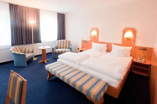 Comfort Tek Büyük Yataklı Oda