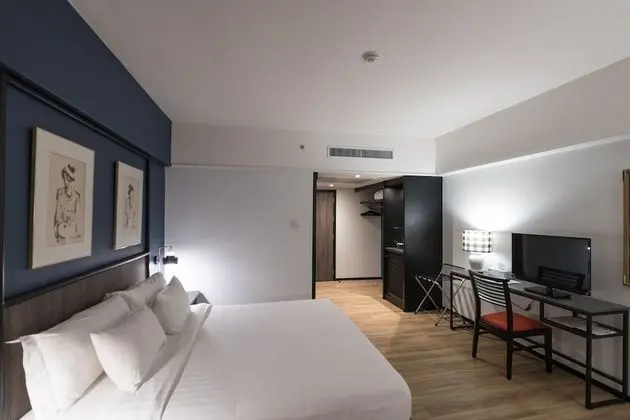Executive Suite