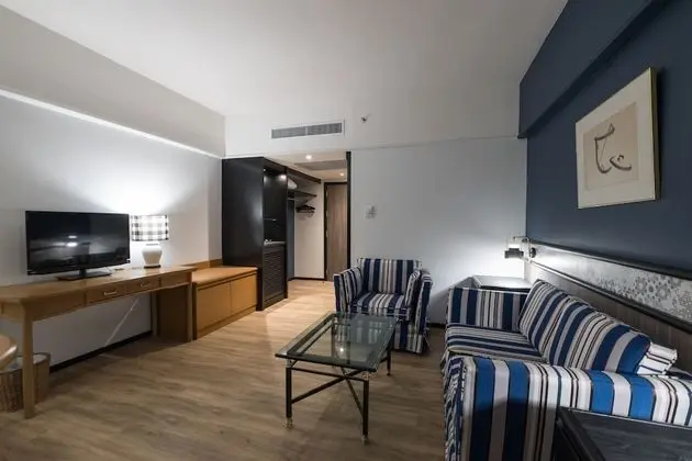 Executive Suite