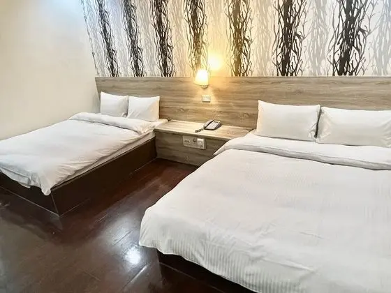 Standard Dört Kişilik Oda