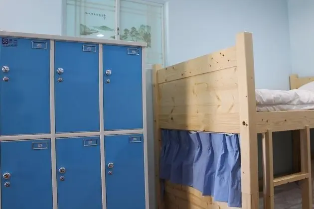 Standard Ortak Ranzalı Oda, Karma Ranzalı Oda, Ortak Banyo (No Amenities, No Windows)