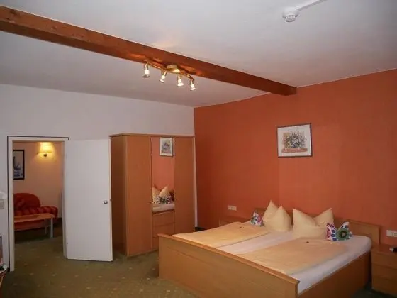 Comfort Tek Büyük Yataklı Oda