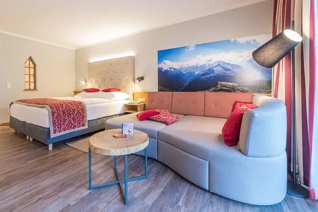 Süit, Balkon, Manzaralı (Kuschelnest)