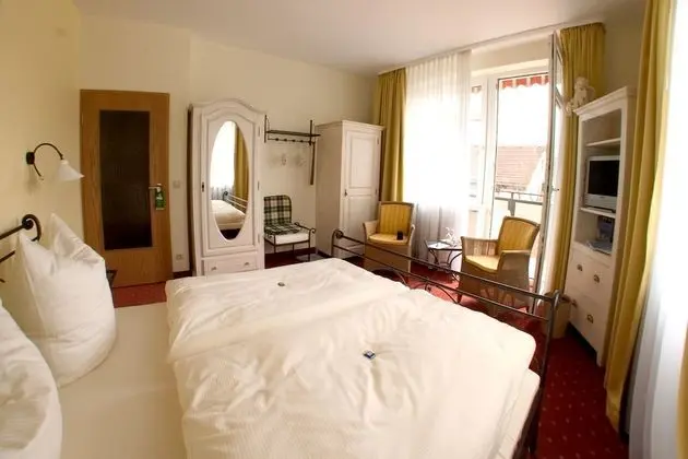 Comfort Tek Büyük Yataklı Oda