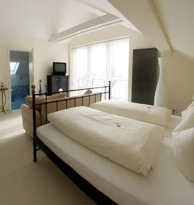 Comfort Tek Büyük Yataklı Oda