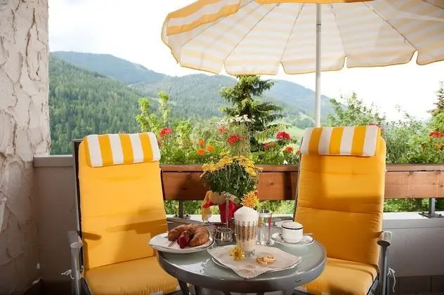 Comfort Tek Büyük Yataklı Oda, Dağ Manzaralı