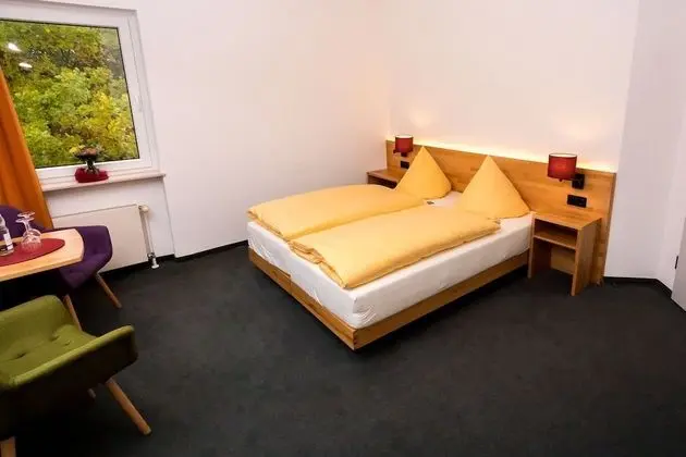 Comfort Tek Büyük Yataklı Oda