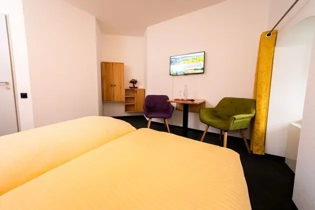 Standard Tek Büyük Yataklı Oda