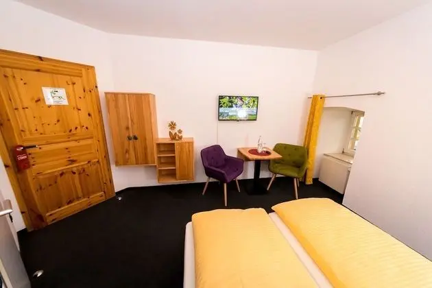 Standard Tek Büyük Yataklı Oda