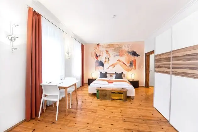 Comfort Tek Büyük Yataklı Oda