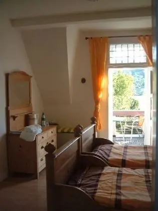 Tek Büyük Yataklı Oda (Large)