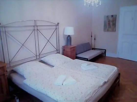 Tek Büyük Yataklı Oda (Small)