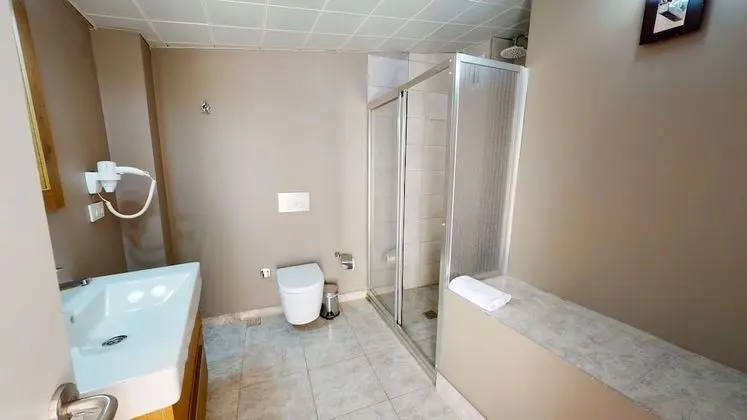 Deluxe Stüdyo Süit
