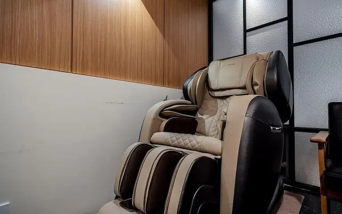 Oda (Deluxe (Massage Chair))