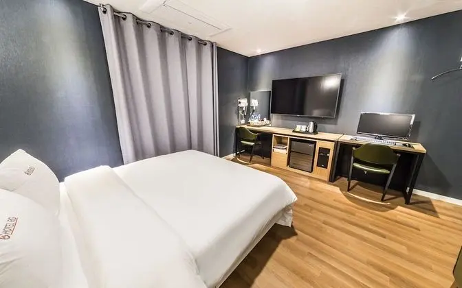 Oda (Premium (2 person Spa + Foot Massage))