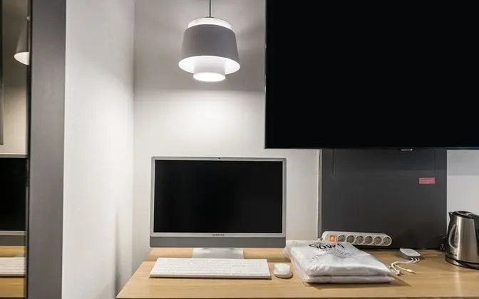 Oda (Standard (Netflix/1PC/Smart TV availa)