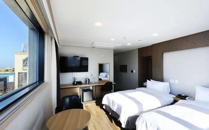 Oda (Suite Twin View with Sea View)
