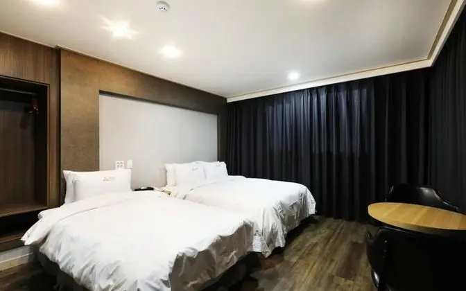 Oda (Suite Twin View with Sea View)