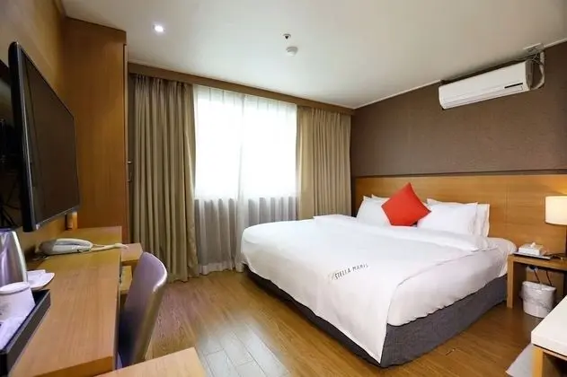 Deluxe Tek Büyük Yataklı Oda