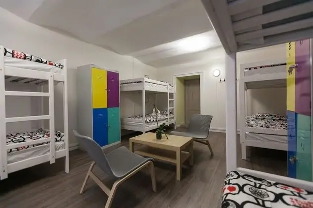 Basic Ortak Ranzalı Oda, Sadece kadınlar için (8 beds №2)