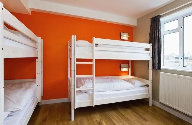 Ortak Ranzalı Oda, Sadece kadınlar için