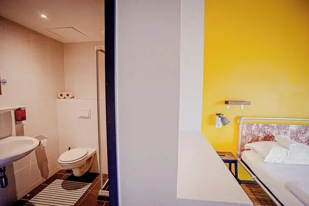İki Ayrı Yataklı Oda, Özel Banyo